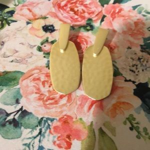 Hammered metal Earrings